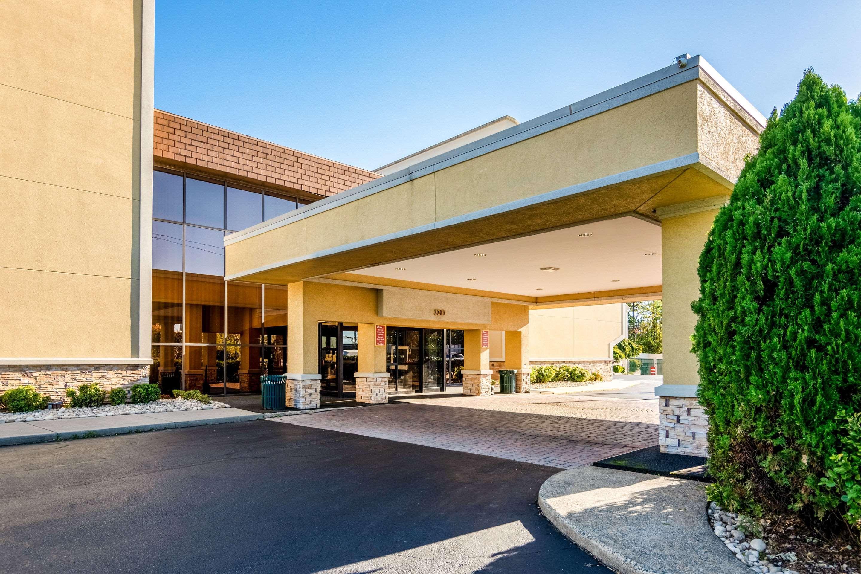 Rodeway Inn Central Ричмънд Екстериор снимка